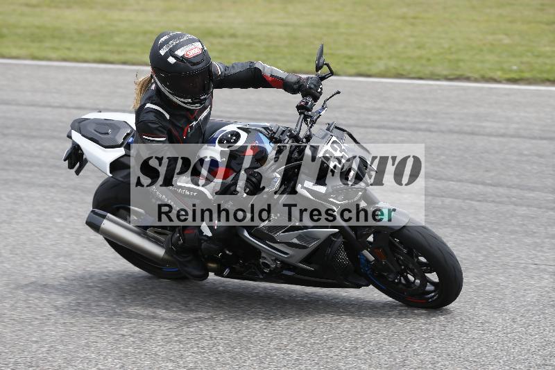 /25 10.06.2025 MaxRacing ADR/Gruppe gruen/33